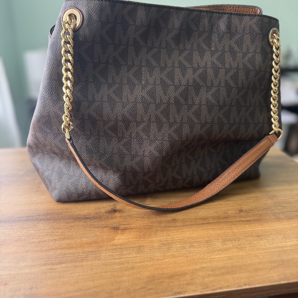 Michael Kors bag